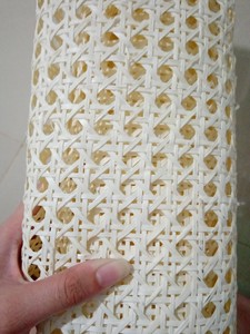 ราคาโรงงานจัดส่งที่รวดเร็วธรรมชาติ1/2เปิดตาข่ายหวายอ้อย Webbing ม้วนทอ Webbing อ้อยสำหรับการทำเฟอร์นิเจอร์99GD - Product Image 4
