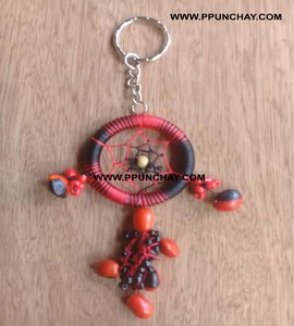 Porte-clés attrape-rêves fait main, design ethnique andin par Ppunchay Pérou - Product Image 1