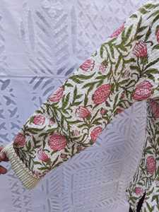 Haute qualité main bloc imprimé tissu coton matelassé veste avec couverture bouton et manches longues Nehru manteau hiver femmes vêtements - Product Image 4