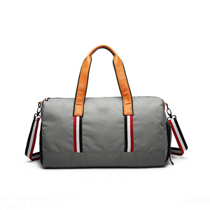 Sac fourre-tout de haute qualité fait sur mesure OEM Sport Yoga Mat Style Simple Zipper Duffle pour les voyages en gros - Product Image 1