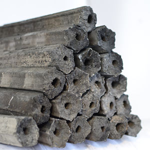 Charbon de bois activé de qualité supérieure, briquettes de bois dur, sciure de coco, barbecue Greenfire, 7900 calories, teneur en cendres 3%, Vietnam - Product Image 1