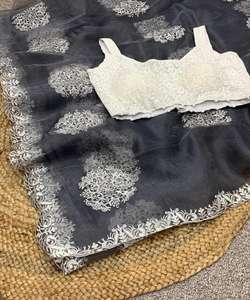 Última tendencia, ropa de recepción, diseño de flores de seda de red con trabajo impreso, ropa de mujer india con blusa cosida, ropa de Color plateado - Product Image 1