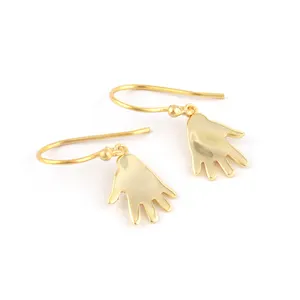 Belle donne incanta l'orecchino a gancio a forma di mano placcato oro/argento nuovi accessori di moda caldi orecchino a goccia fatto a mano