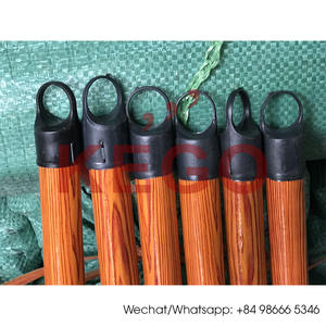 Palos de escoba y fregona de madera desechables ecológicos vietnamitas de 120cm de longitud - Product Image 4