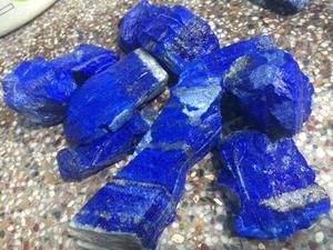 Top Grade AAAA Chất Lượng Hoàng Gia Màu Xanh Thô Tự Nhiên <span class=keywords><strong>Lapis</strong></span> Lazuli - Product Image 4