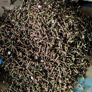 Tornillos Autorroscantes de Cabeza Avellanada de Acero Inoxidable M6 X M8 de la Marca Phuong Nam Phat, Tolerancia de Precisión, en Contenedores - Product Image 3