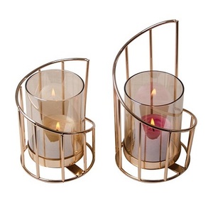 Juego de Dos Portavelas Votivas de Metal Color Dorado, Tamaño y Forma Personalizados para Accesorios de Decoración de Bodas - Product Image 4