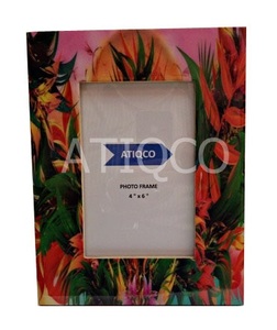 Cadre photo en bois unique Atiqco Modèle 787751, dernière collection, imprimé Cour du Roi, laqué et émaillé, idéal pour les fêtes - Product Image 3