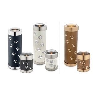 Urnas de cremación con forma de pata de mascota dorada, para cenizas funerarias, de Metal y latón/aluminio - Product Image 3