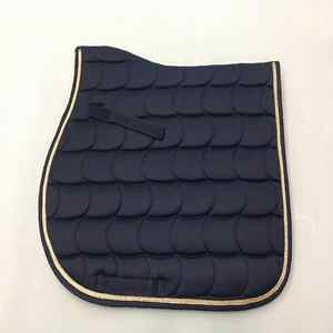 Almohadillas para SILLÍN de caballo acolchadas cuadradas OEM, almohadillas de cubierta de polialgodón con logotipo personalizado, cálidas, ligeras, a prueba de viento, poliéster, estilo occidental PK - Product Image 4