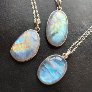 Crystal Pendants & Charms Wing Shape Siver Pendant with <b>Rainbow</b> Moonstone & Pear Cabochon Gold Plated Natural Crystal Jewelry - Product Image 6