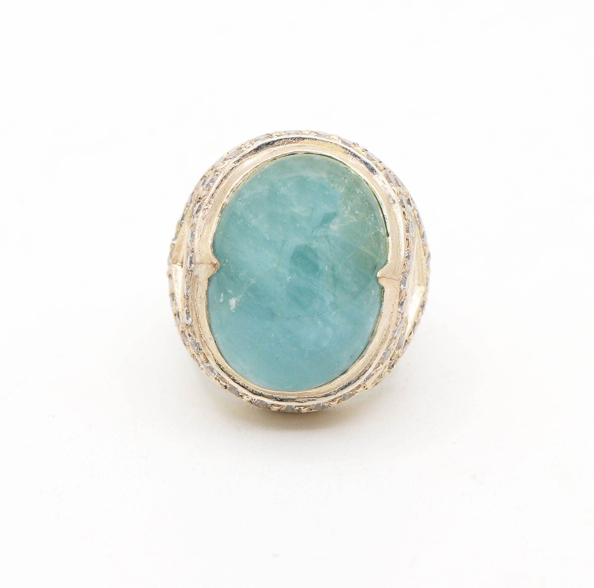 สีเขียวน้ำทะเล