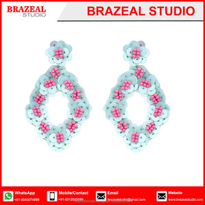 Pendientes hechos a mano de diseñador, cuentas de semillas, ganchillo, multicolor, joyería para mujer y pendientes, accesorios - Product Image 2