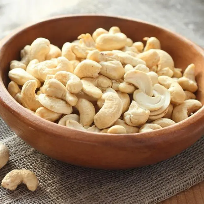 Wholesale From Vietnam High Quality Raw Cashew Nuts With Good Price And All-Size Raw Cashew Nuts W180 W240 W320 W450 Cashew Nut