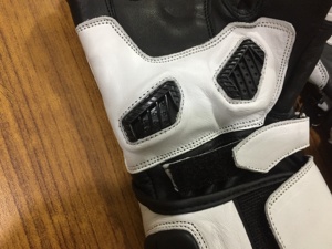 Gants de moto Robertson en cuir véritable respirant compatibles avec les écrans tactiles unisexes pour motocross et course, imperméables, noir et blanc - Product Image 4