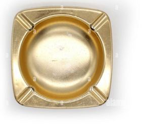 卸売金属星魚型ファンシーユニーク灰皿魚デザイン真鍮ゴールド灰皿小売