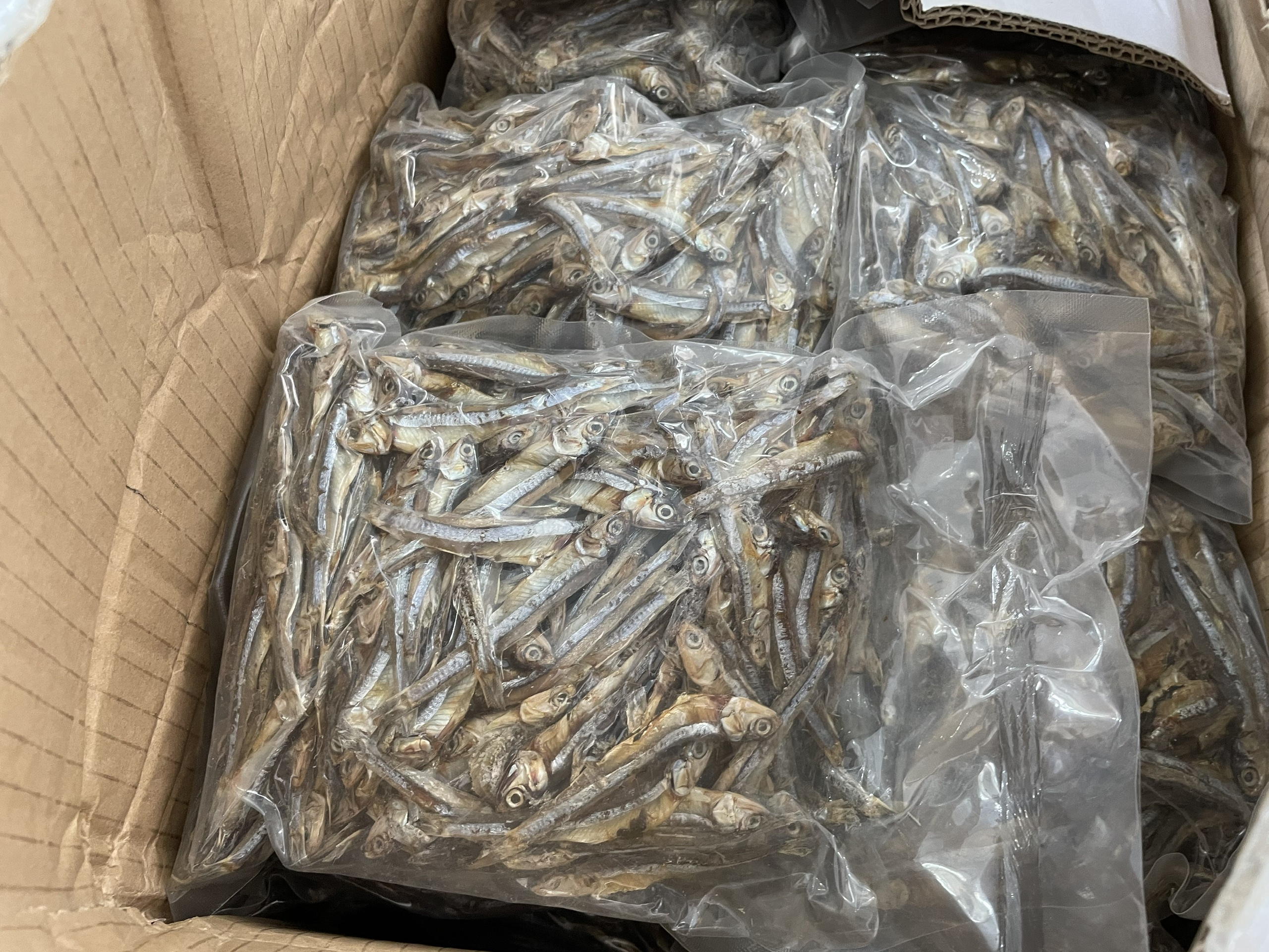 Dry seafood- dried fish anchovy from Vietnam Cheap Price- seafood(dot)linda(at)gmail(dot)com