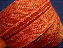 ผู้ผลิตซิปคุณภาพสูง 8 #   ซิปไนลอนขนาดใหญ่สำหรับกระเป๋าสะพาย ซิปคุณภาพพรีเมียม - Product Image 3