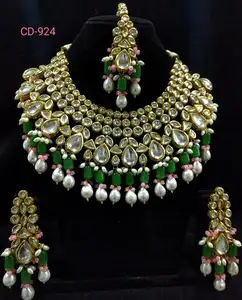 Collier avec finition fine kundan meena bijoux pour la vente en gros et en vrac