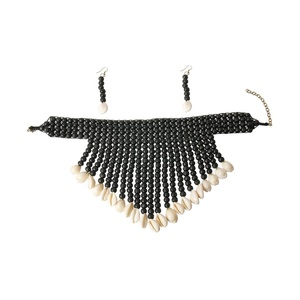 Precio barato Nueva moda Cuentas de madera Color beige Conjunto de collar de concha de cauri Collar de encanto Collar de diseño de calidad - Product Image 6