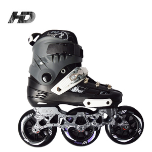 ออกแบบใหม่ Patines ปรับขนาดอินไลน์โรลเลอร์สเก็ตที่มี3ล้อ