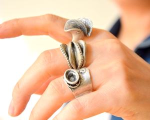 Bague en argent Boho avec feuille tropicale en agate et lignes en zigzag pour fêtes ou cadeaux - Product Image 2