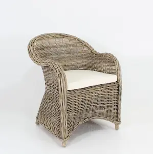 Surabaya Rattan Kubu Stuhl