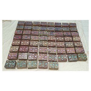 Boîte décorative pour la maison en pierre naturelle et coquillage très exclusive - Product Image 1