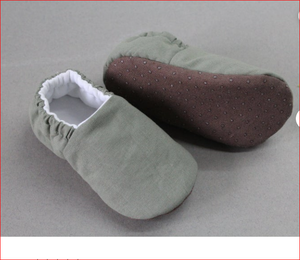 Nouvel arrivage de chaussettes élastiques 2023, chaussures de noël et d'hiver pour bébé, bottes d'intérieur et d'hiver pour tout-petits - Product Image 3
