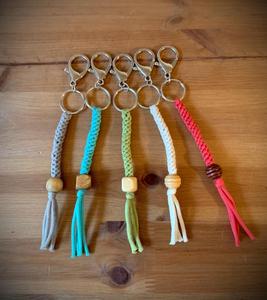 Macrame KeyChain, Beaded Keyring - Product Image 1