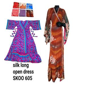 ชุดเดรสผ้าส่าหรีผ้าไหมมีกระดุมลูกไม้พิมพ์ลาย2020แขนกุดยาวถึงเข่าเปิดจีบแนววินเทจแบบดั้งเดิมมีหลายสี - Product Image 1