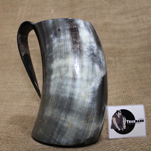 Taza de cuerno para beber de diseño vikingo 100%, vino de cerveza tradicional de alta calidad para tazas, 30 días personalizados para ocasiones de boda - Product Image 1