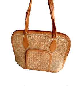 Wholesale Straw Beach Bag Women Stripe Handbag With Leather Handle Straw handbag by handmade ethnic Style