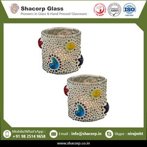 Bougies en verre avec motifs pointus et décorations, plusieurs tailles et formes personnalisées, Design créatif - Product Image 3