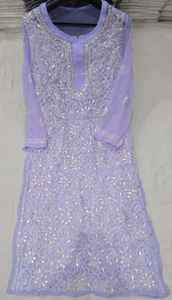 Robe Anarkali en mousseline de soie 100% coton avec broderie florale lourde col rond longueur cheville-respirant et écologique - Product Image 3