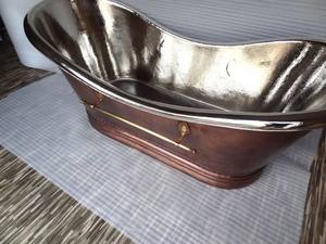 Baignoire de luxe haut de gamme, moderne, élégante, nouvelle conception, très vendue, en cuivre pur à l'extérieur et en acier à l'intérieur, pour une utilisation en salle de bain - Product Image 5