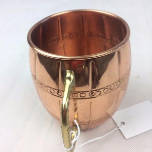 Tasse en cuivre massif martelé fabriqué à la main Meilleur prix Haute qualité Nouveau design Vente chaude avec motif de poignée Voitures de service à l'eau - Product Image 2