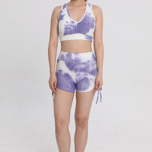 Ropa Deportiva de 2 piezas para gimnasio, sujetador y pantalones cortos, estilo cruzado en la espalda, con diseño de sublimación - Product Image 5