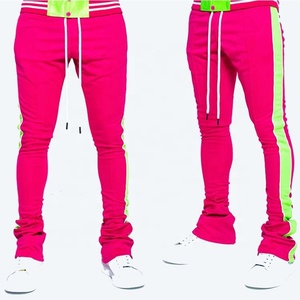 Pantalon de jogging unisexe en molleton de coton sur mesure, taille mi-haute, devant plissé, fermeture à cordon de serrage, coupe classique évasée et effet froissé - Product Image 6