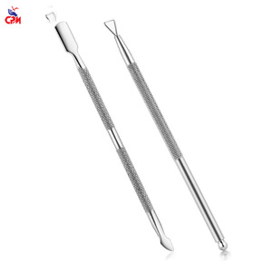 Pousse-cuticules professionnel à double extrémité en acier inoxydable, outil de soin des cuticules pour manucure et pédicure en salon - Product Image 2