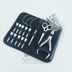 Kit d'outils pour les cheveux Outils de soins capillaires en acier inoxydable de haute qualité Pince incluse Pinces à cheveux et autres avec logo personnalisé - Product Image 1