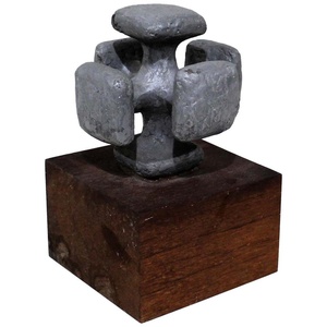 Escultura Metálica Minimalista - Product Image 1