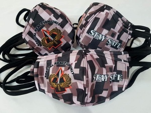 Máscara de fútbol americano sublimada, hecha a medida, 100% poliéster - La mejor calidad a precio económico - Product Image 2