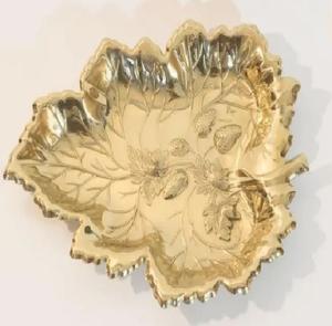 Plateau de service élégant en métal en aluminium avec motif de feuille Parfait pour les ustensiles de cuisine et les fournitures d'hôtel Stockage des aliments de table - Product Image 4