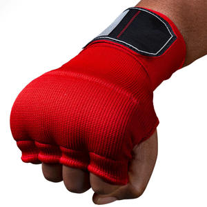 Enveloppes à main en coton élastique de qualité supérieure avec logo personnalisé pour l'entraînement MMA et la boxe, emballées avec commodité - Product Image 1