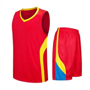 Quik Droog Nieuwe Ontwerp Aangepaste Fabriek Goedkope Prijs Mannen Sport Basketbal Dragen Uniform Jersey Plus Korte Cool Max Stof