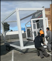 Petite cabine mobile préfabriquée en acier bon marché et portable Conteneur de 20 pieds pour la maison et le bureau Maison préfabriquée sur roues avec petite remorque