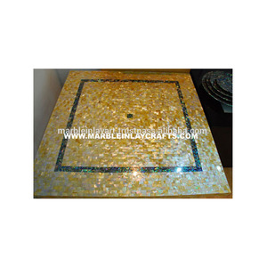 Table dorée en perles, nacre naturelle, haut de Table - Product Image 1