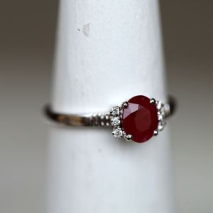 Bague en or massif 14 carats avec diamant rubis brillant ovale naturel Grand rubis rouge Bague en pierres précieuses à facettes pour mariage Bijoux pour femmes - Product Image 3