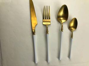 Ensemble de couverts en acier inoxydable uni avec boîte-cadeau fabriquée à la main 24 pièces en or - Product Image 4